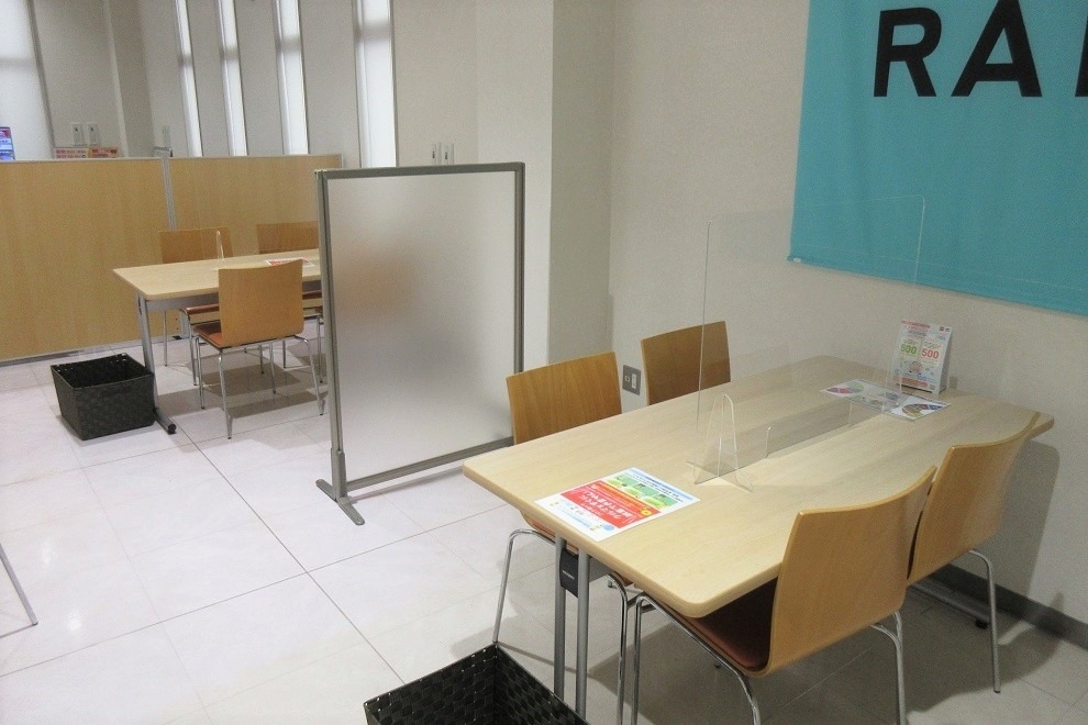 多治見店室内