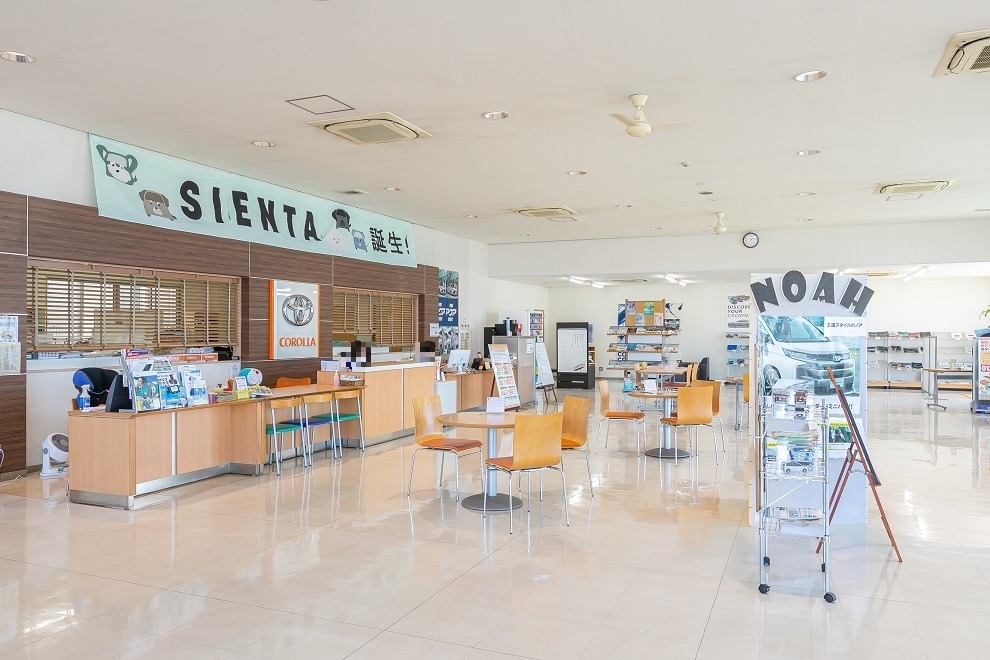 恵那店室内